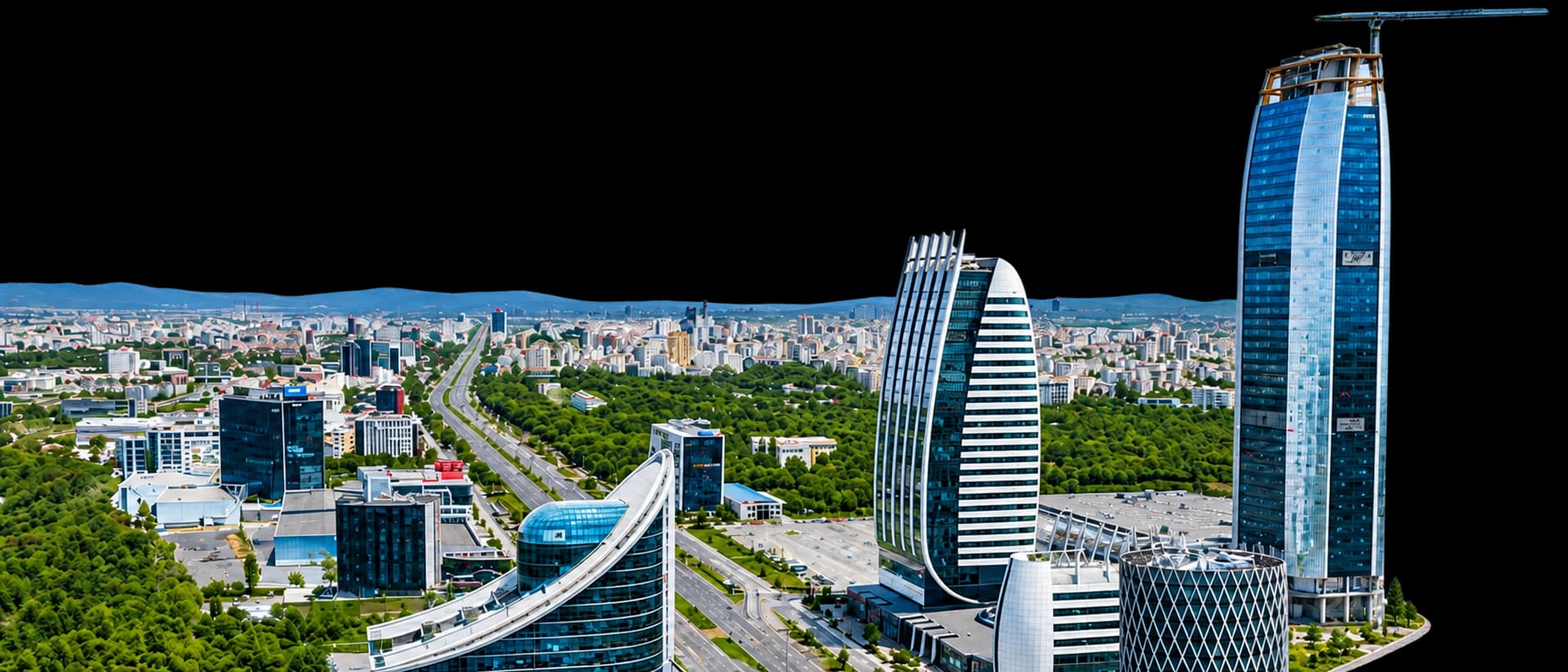 Небостъргачи в София на фона на строителен кран